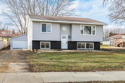 621 1st Avenue NE, Byron, MN 55920 - Photo 1