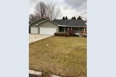 9279 Jeffery Avenue S, Cottage Grove, MN 55016 - Photo 1