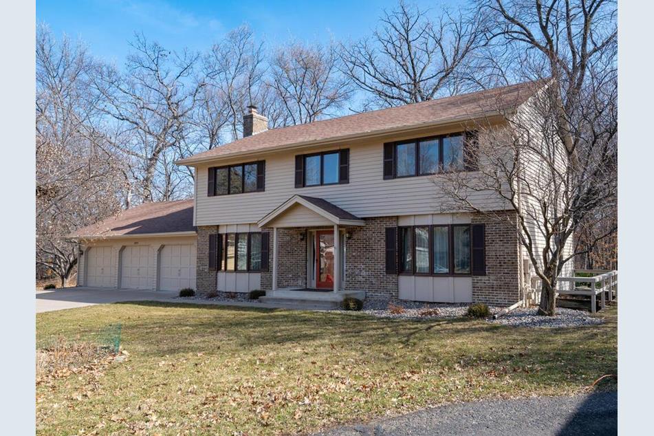 18975 Ellie Ln, Eden Prairie, MN 55346 MLS 6475698 Coldwell Banker