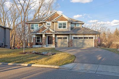 240 Meander Road, Golden Valley, MN 55422 - Photo 1