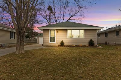 1030 5th Street W, Hastings, MN 55033 - Photo 1