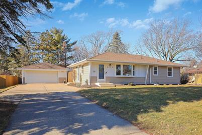 8224 York Avenue S, Bloomington, MN 55431 - Photo 1