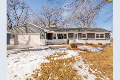 5928 Walnut Drive, Edina, MN 55436 - Photo 1