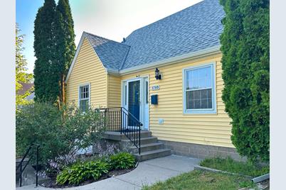 1789 Hamline Avenue N, Falcon Heights, MN 55113 - Photo 1