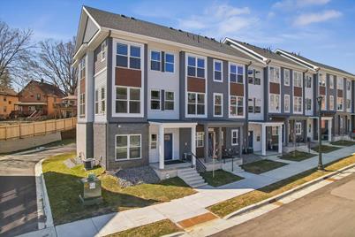 221 James Avenue N, Minneapolis, MN 55405 - Photo 1
