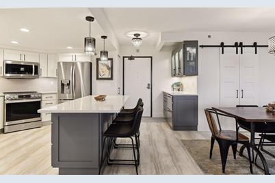 6500 Woodlake Drive #1209, Richfield, MN 55423 - Photo 1