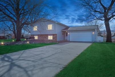 1546 Hillview Road, Shoreview, MN 55126 - Photo 1