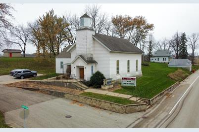 105 Pleasant Street S, Dover, MN 55929 - Photo 1