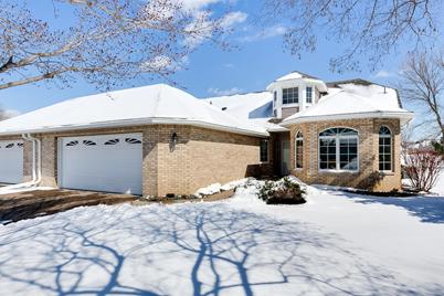 10400 Eagle Pointe Trail, Woodbury, MN 55129 - Photo 1