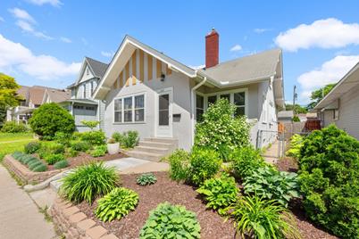 1107 Washington Street NE, Minneapolis, MN 55413 - Photo 1