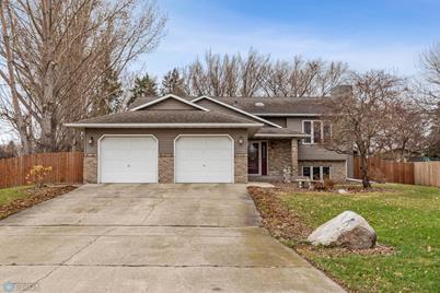 429 Valley Avenue, Moorhead, MN 56560 - Photo 1