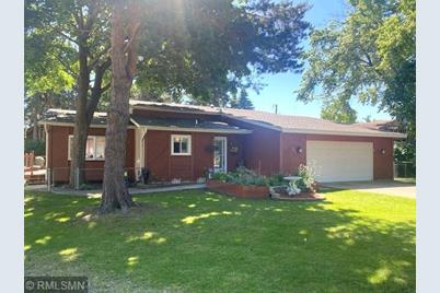 803 NW 12th Avenue, New Brighton, MN 55112 - Photo 1