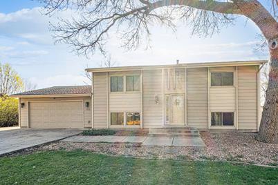 7324 France Avenue N, Brooklyn Park, MN 55443 - Photo 1