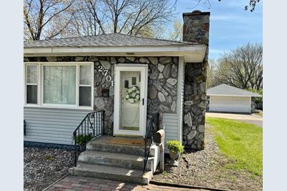 2701 W Old Shakopee Road, Bloomington, MN 55431 - Photo 1