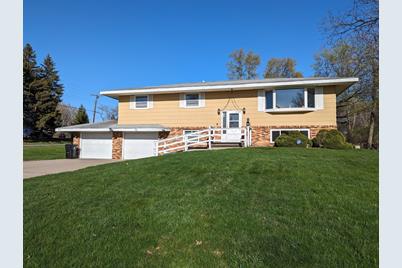 962 Marnie Street S, Maplewood, MN 55119 - Photo 1