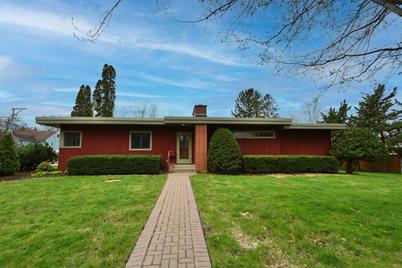 570 2nd Avenue, Zumbrota, MN 55992 - Photo 1