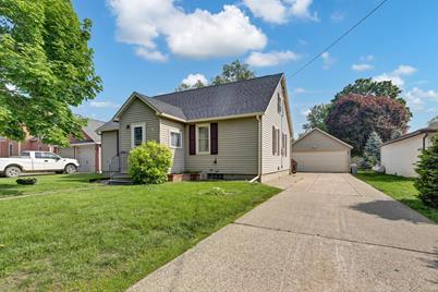 609 S Prairie Street, Lake City, MN 55041 - Photo 1