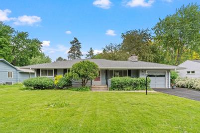 1851 Roselawn Avenue W, Roseville, MN 55113 - Photo 1