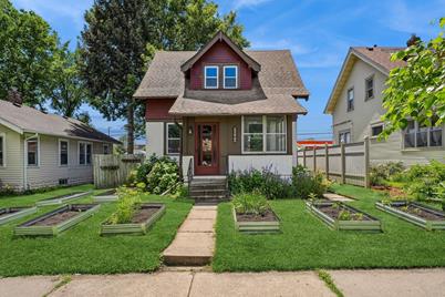 1064 Sherburne Avenue, Saint Paul, MN 55104 - Photo 1