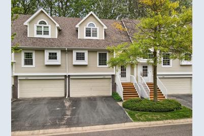 4930 Bayswater Road, Minnetonka, MN 55345 - Photo 1