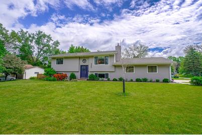 4280 Victoria Street N, Shoreview, MN 55126 - Photo 1