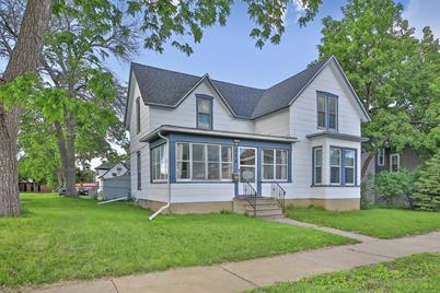 222 E Vine Street, Owatonna, MN 55060 - Photo 1