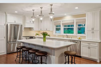 10028 Drew Circle S, Bloomington, MN 55431 - Photo 1