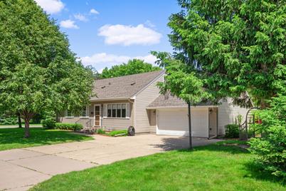 1536 Florida Avenue N, Golden Valley, MN 55427 - Photo 1