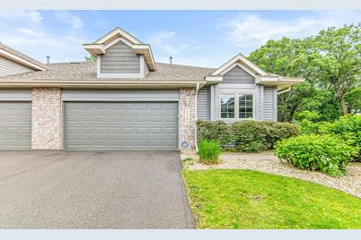 2242 Stephani Circle, Little Canada, MN 55117 - Photo 1