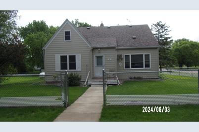 19 7th Avenue SE, Elbow Lake, MN 56531 - Photo 1