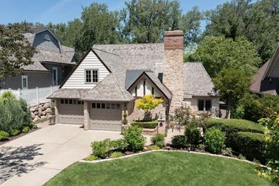 5429 Woodcrest Drive, Edina, MN 55424 - Photo 1