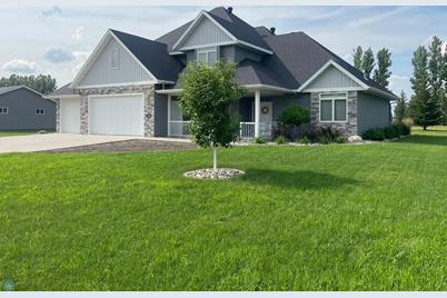 208 River Bend Trail, Breckenridge, MN 56520 - Photo 1