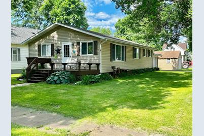 302 S Griffin Street, Lakefield, MN 56150 - Photo 1