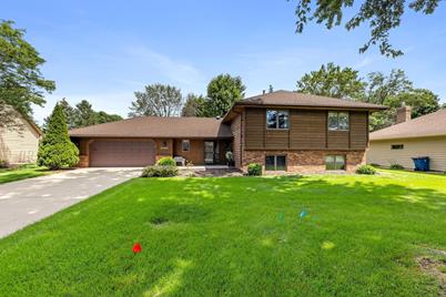 2483 Onyx Drive, Shakopee, MN 55379 - Photo 1