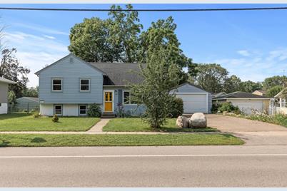 2277 County Road H, New Brighton, MN 55112 - Photo 1