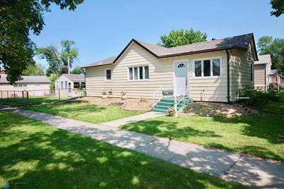 224 Nebraska Avenue, Breckenridge, MN 56520 - Photo 1