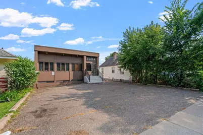 2284 7th Street W, Saint Paul, MN 55116 - Photo 1