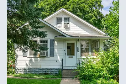 287 Cecelia Place, Saint Paul, MN 55105 - Photo 1