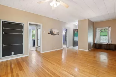 583 Robert Street S, Saint Paul, MN 55107 - Photo 1