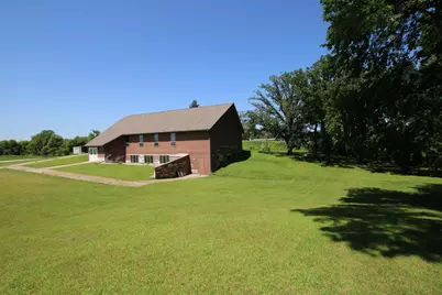 521 Central Avenue, Sunburg, MN 56289 - Photo 1