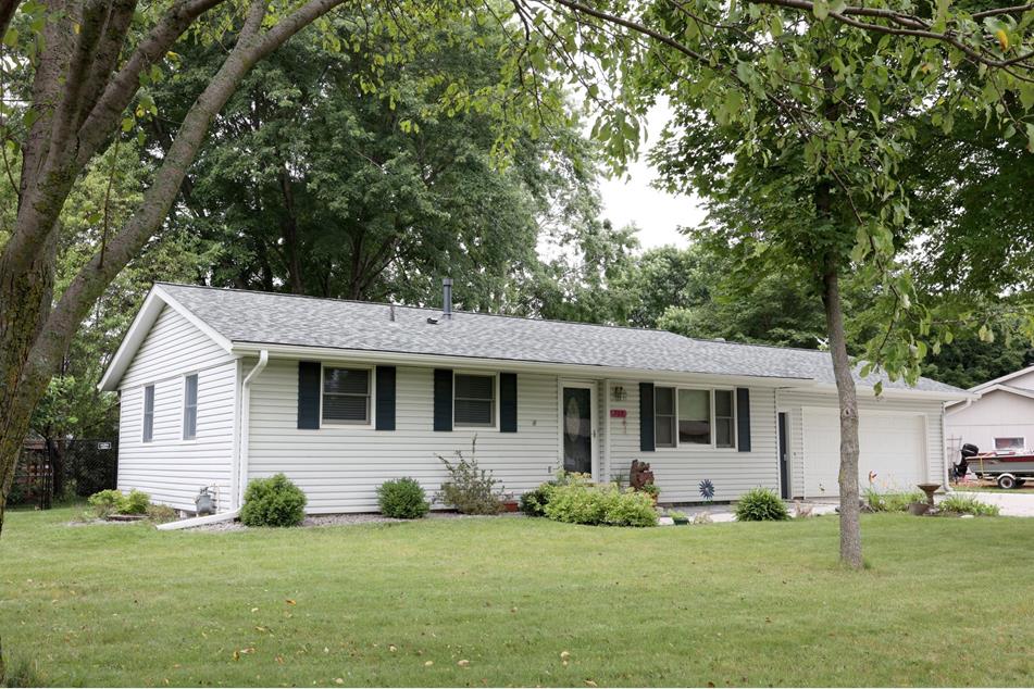 709 Highland Dr, New Prague, MN 56071 - MLS 6580952 - Coldwell Banker