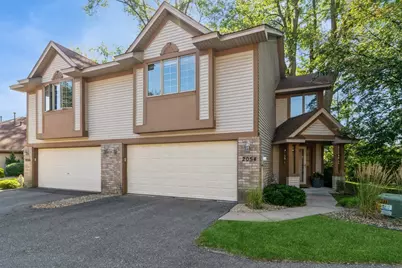 2054 Holloway Avenue E, Maplewood, MN 55109 - Photo 1