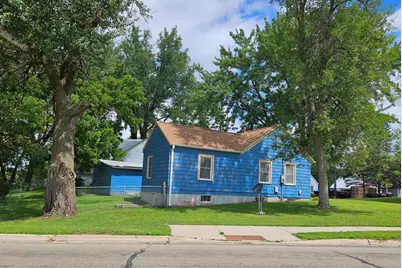 101 N 9th Avenue, Albert Lea, MN 56007 - Photo 1