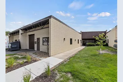 2525 Nevada Avenue N, Golden Valley, MN 55427 - Photo 1