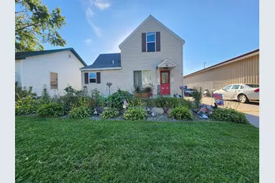 635 4th Street SE, Pine City, MN 55063 - Photo 1