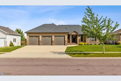 4260 58th Street S, Fargo, ND 58104 - Photo 1