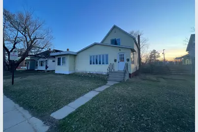 813 Minnesota Avenue NW, Bemidji, MN 56601 - Photo 1