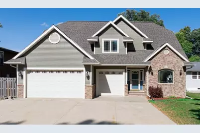 819 E Lake Street, Osakis, MN 56360 - Photo 1