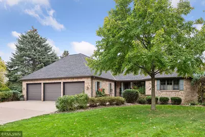1063 Bluff Pointe Drive, Chaska, MN 55318 - Photo 1