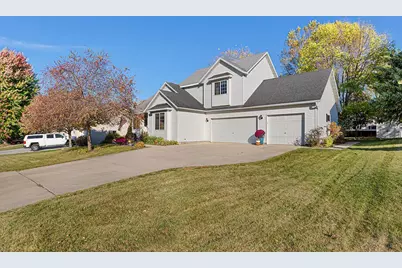 1622 Wedgewood Drive NE, Owatonna, MN 55060 - Photo 1